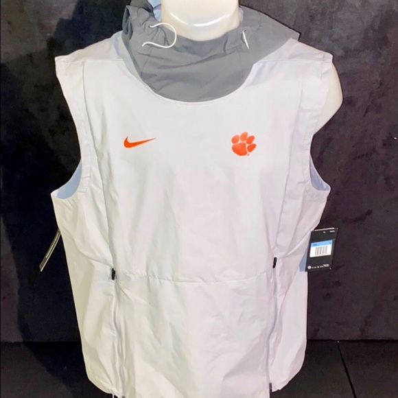 Men’s Nike Clemson Pullover Vest - Picture 3 of 7